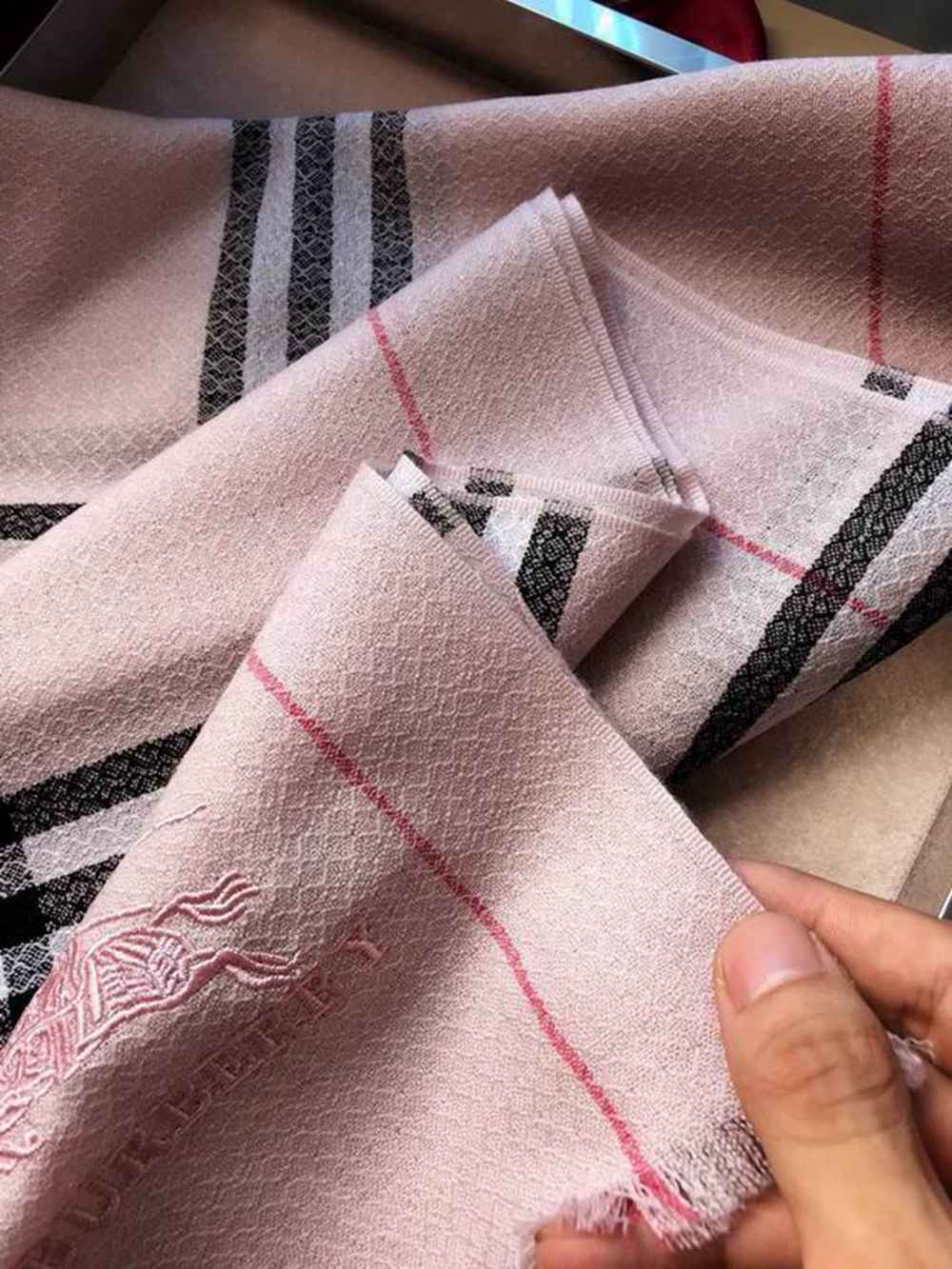 B**rry scarf